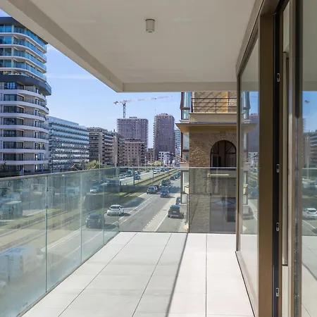 Lecomte - Beatrice Walks 192 Apartment