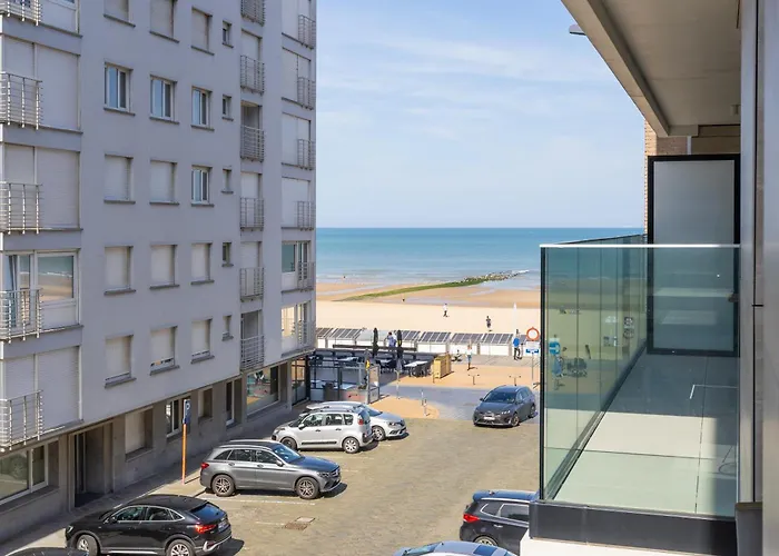 Lecomte - Beatrice Walks 192 *